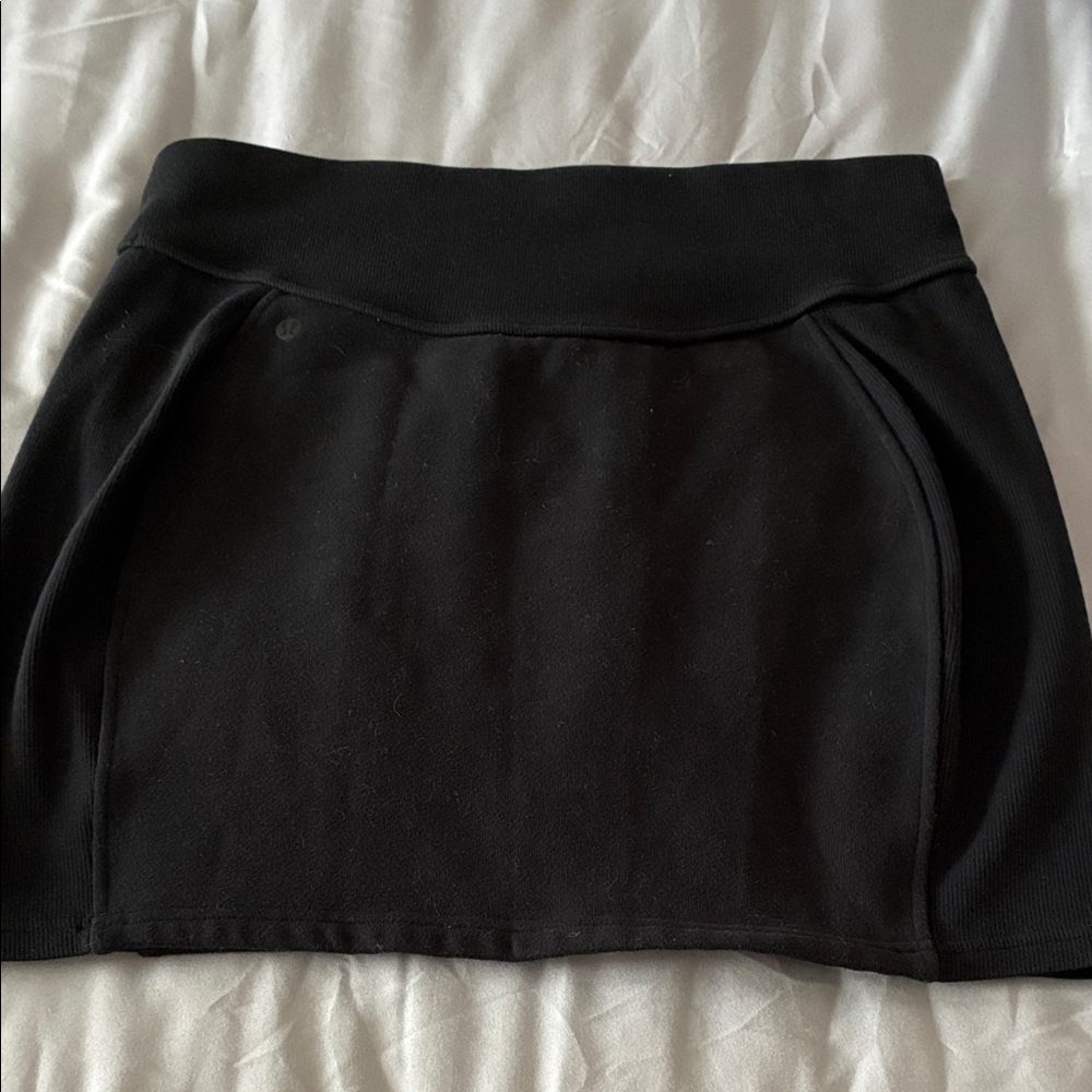 Lululemon Athletica Black Skirt